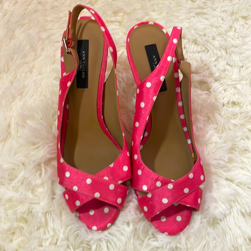 Ann Taylor Peep Toe Polka Dot Kitten Heel 8 M